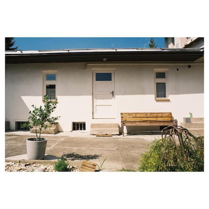 Casa Linum. U Centra Zlina S Atmosferou Venkova. Apartman Kültér fotó